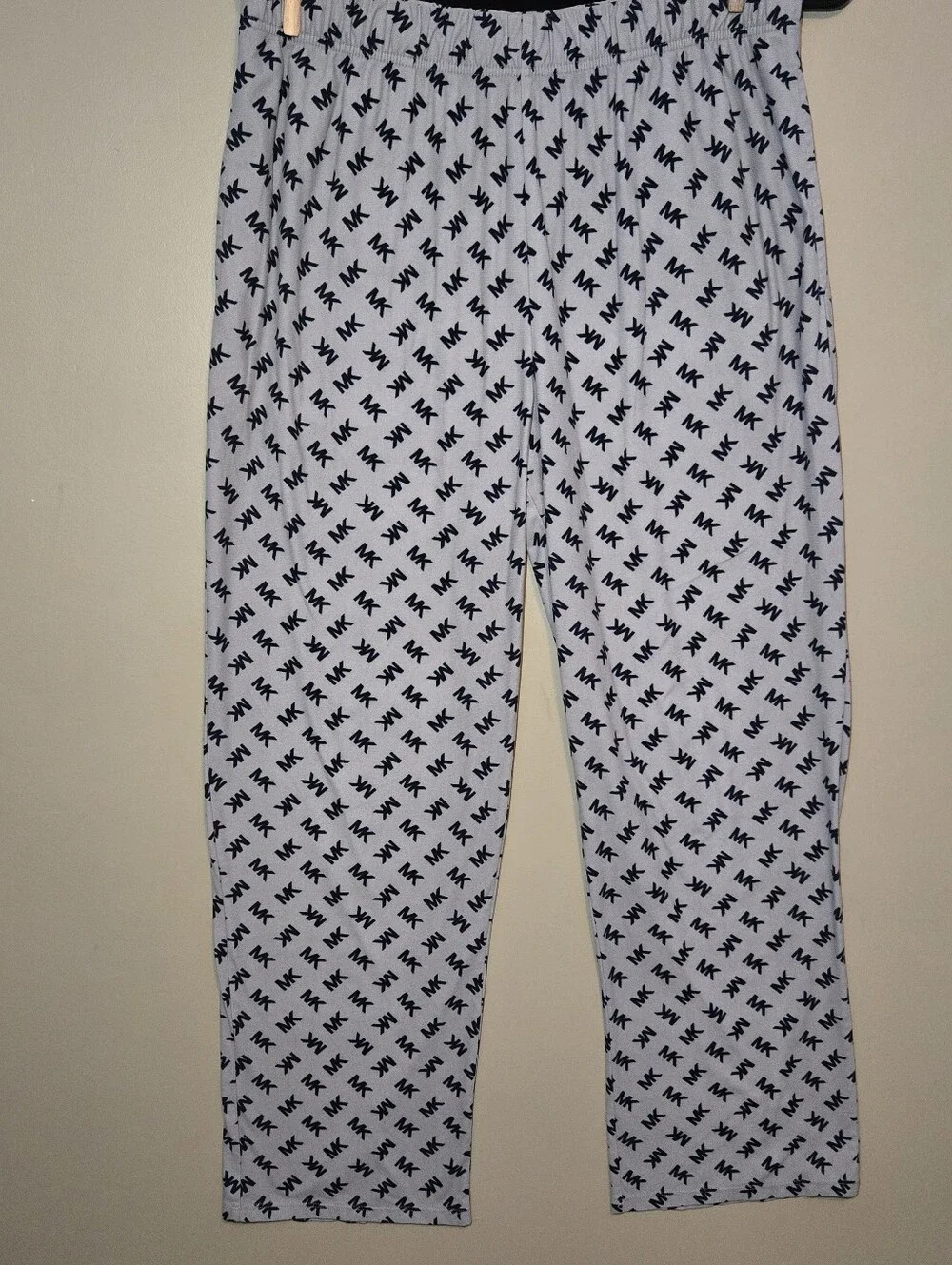Michael Kors Men's Sleepwear Pants All Over MK Print Size Medium Gray Black Soft